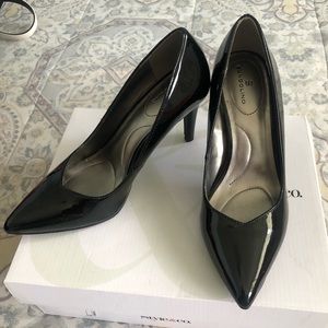 Bandolino high black shoes.